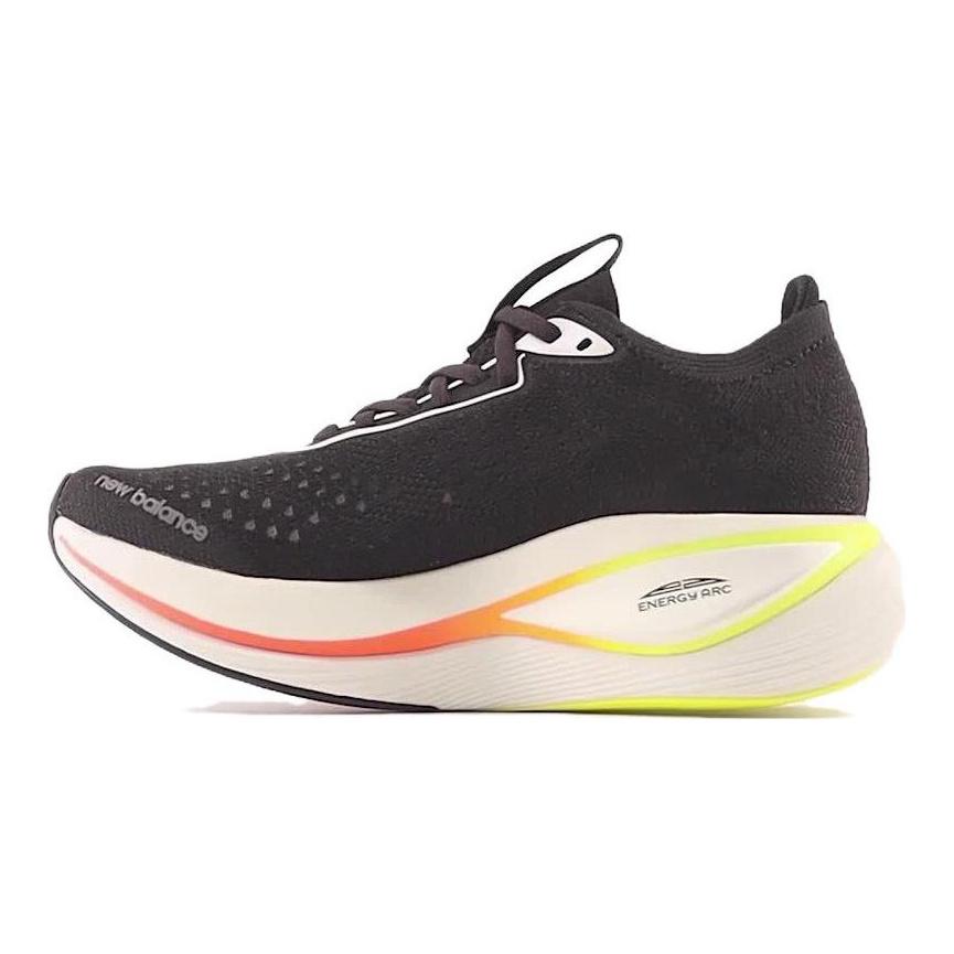 New Balance Women FuelCell SuperComp Trainer V2 Black Neon Dragonfly WRCXBM2