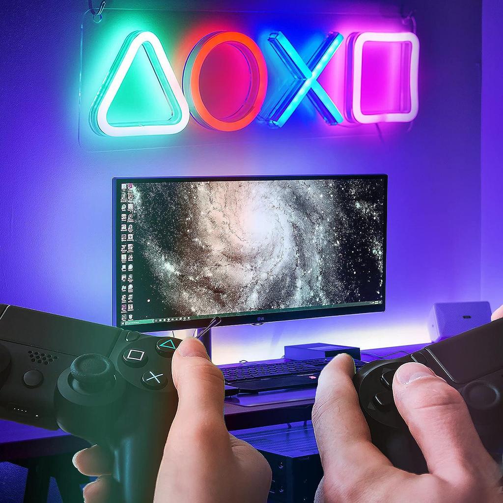 Неоновая игровая вывеска - горячая английская форма света для атмосферы бара