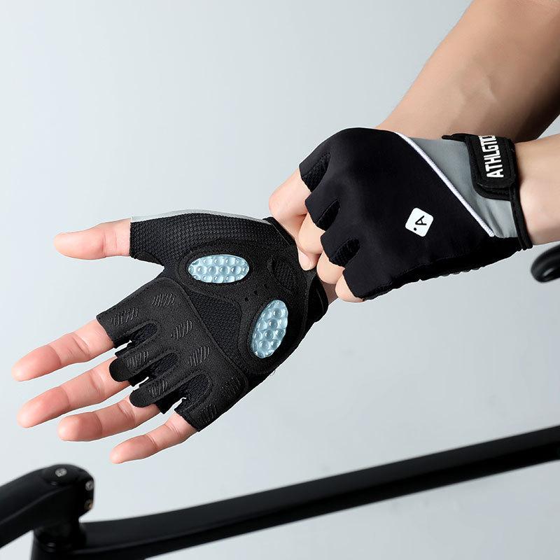 Fitness Gloves for Men and Women Outdoor Riding Breathable Ice Silk Anti Slip Wear Resistant Liquid Silicone Sports Half Finger Gloves