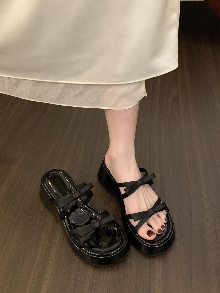 Красивый бант с тапочками на платформе для женской летней носки с открытым носком на танкетке сандалии на высоком каблуке