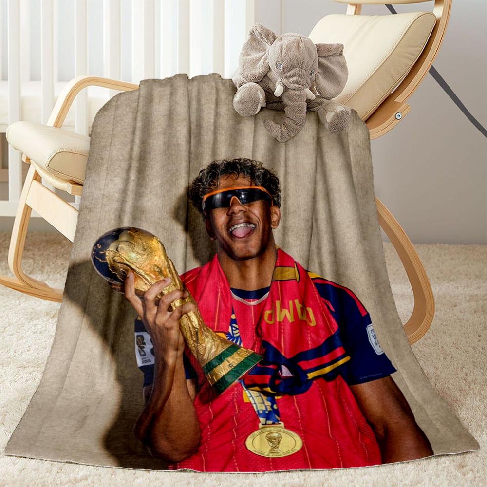 Lamine Yamal's World Cup Celebration Blanket Comfortable Great for Office Chair Sofa Picnics for All Seasons Warmthful Decor Best Holiday Gift for Fri