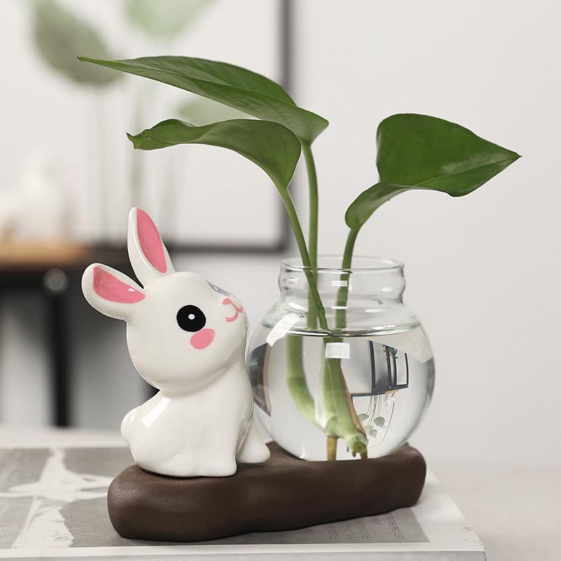Cartoon Rabbit Flower Pot: Green Radish Hydroponic Vase for Home or Office Decor