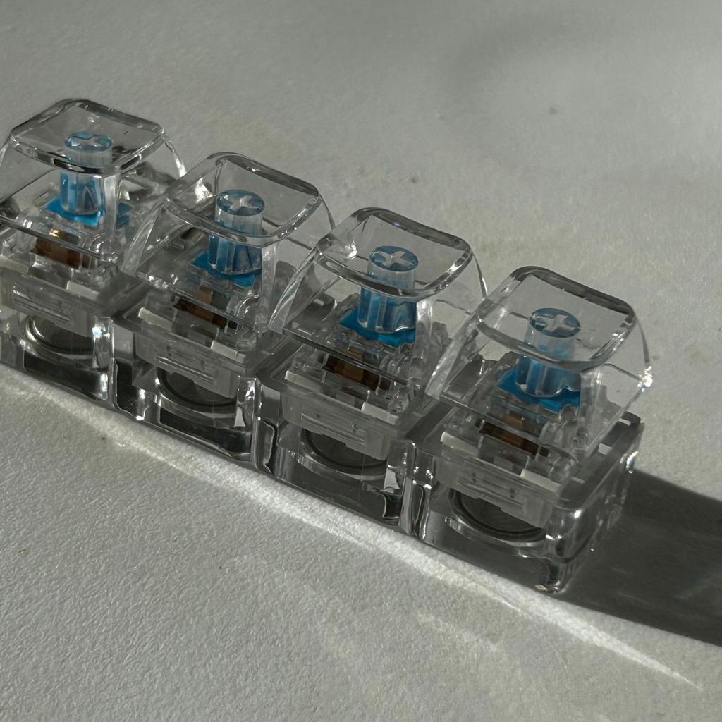 Механическая клавиатура Светящийся прозрачный переключатель Игрушка для снятия стресса, Кристальная клавиша Игрушка для снятия стресса Подвеска на школьную сумку