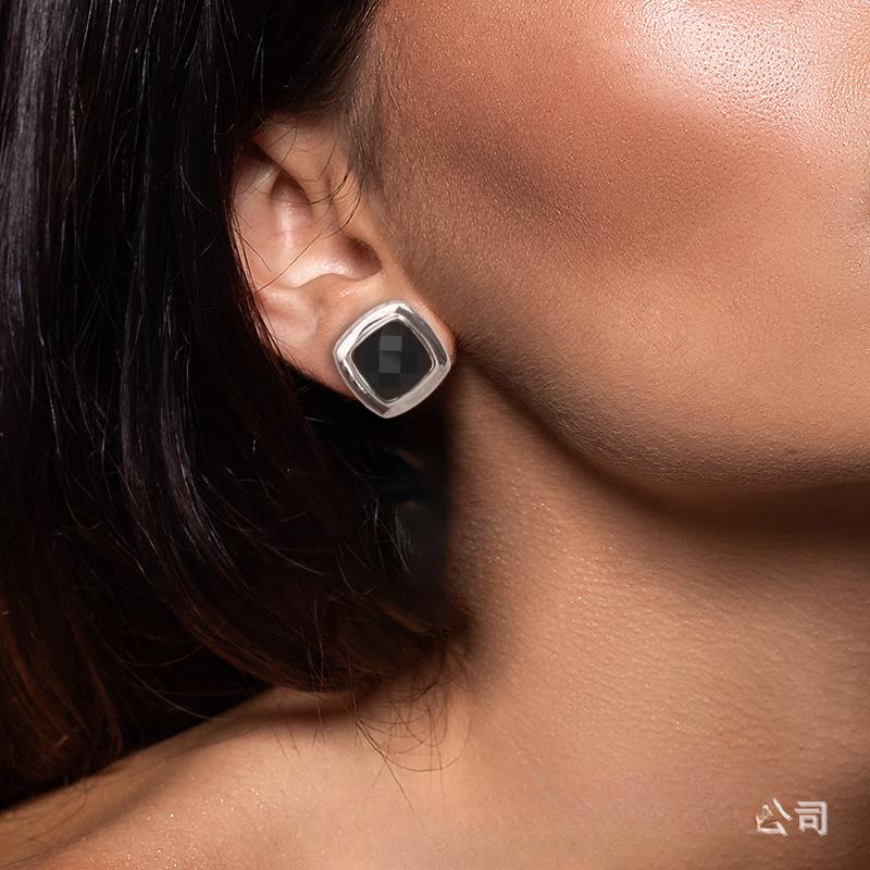 1PC Похожие серьги David European and American 11MM черные квадратные серьги ювелирные изделия