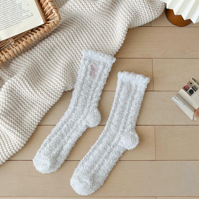 Winter Coral Fleece Socks Women'S Bow Thickened Fleece Warm Confinement Socks Medium Tube Floor Sleeping Socks Women