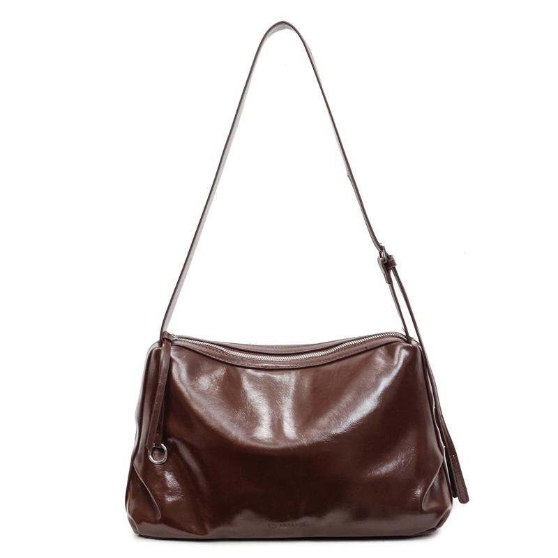 Autumn and Winter Retro Premium Underarm Bag Women's Bag 2025 New Simple Pillow Bag Large Capacity Shoulder Messenger Bag