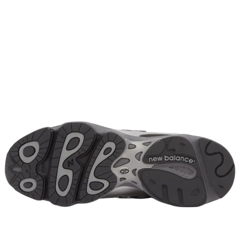 New Balance 1000 Серебристый Металлик Черный Унисекс M1000EGR