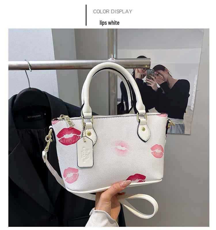 Трендовая женская сумка кроссбоди и тоут на плечо 2025 - Простой принт, текстура ПУ