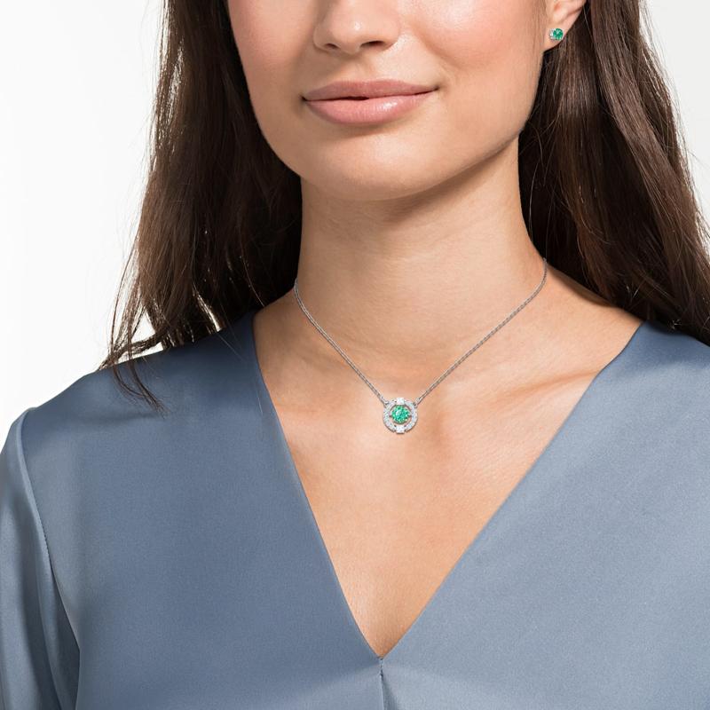 Swarovski Sparkling Dance Heartbeat Green Earrings Necklace Set Women Jewelry 5516965