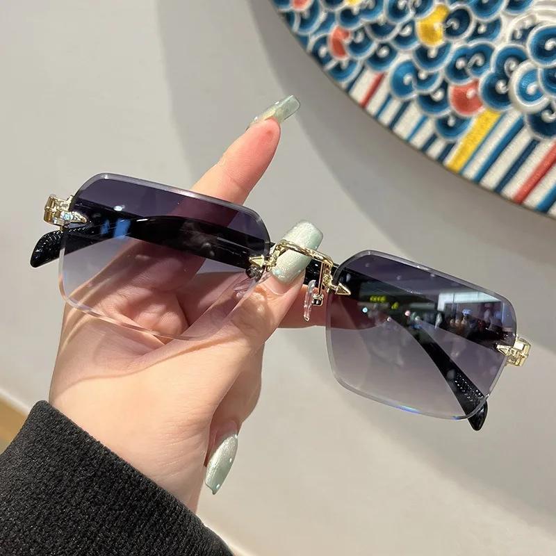 Безрамочные квадратные модные очки для мужчин и женщин Легкий и прочный дизайн Подходят как для повседневных, так и для официальных мероприятий