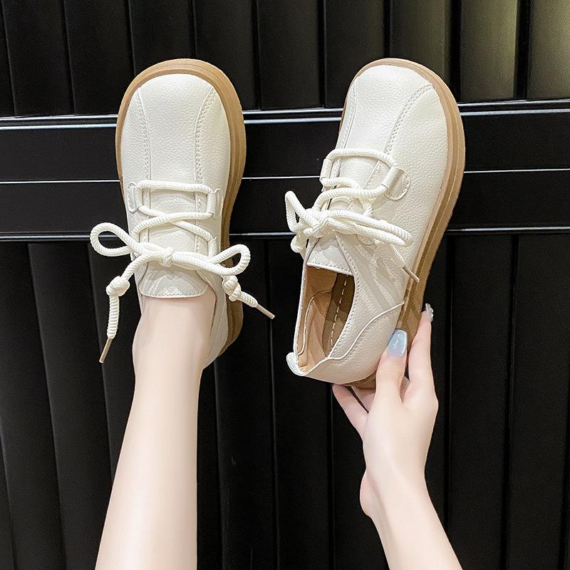 Shallow Lace-up Student Small Leather Shoes Fashionable Soft-soled Platform Doudou Shoes 2025 Spring New Women's Single Shoes
