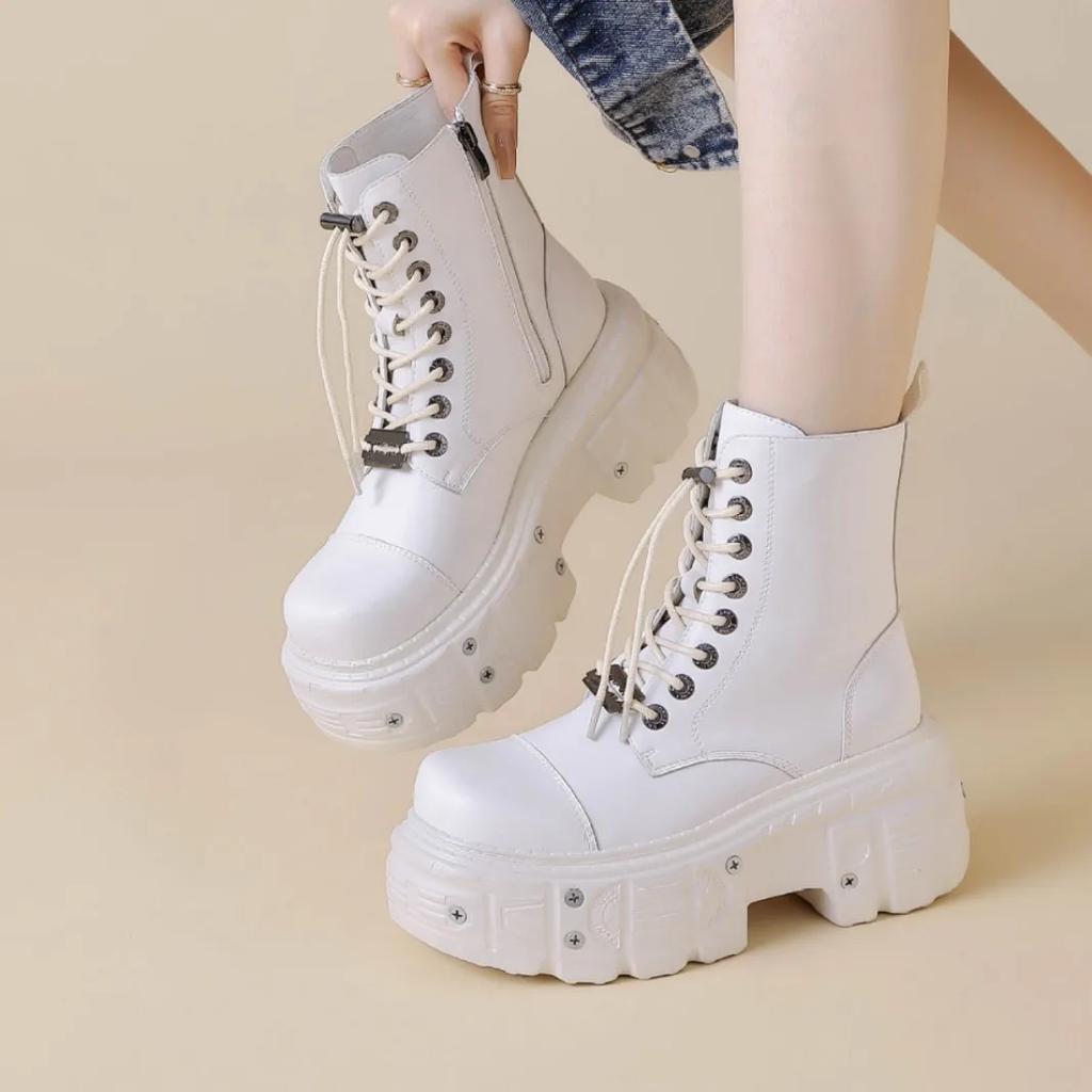 Fashion Punk Women Ankle Boots Lace-up Heel Height Platform Shoes Woman Gothic Rock Booties Metal Decor Man Sneakers Outdoor Trainers