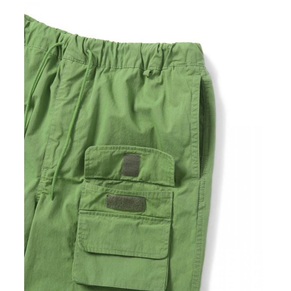 L Logo fLight Short Light Green