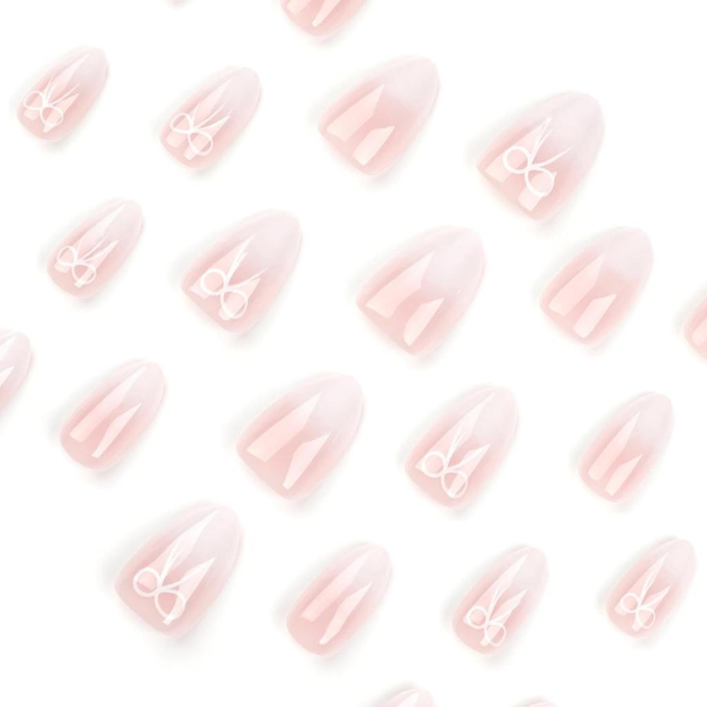 Gloss & Go 24 Многоразовый набор искусственных накладных ногтей | Светло-темно-персиковый цвет с дизайном в виде банта, Глянцевые ногти | Легкие и Долговечные | Быстрое Решение Для Fe