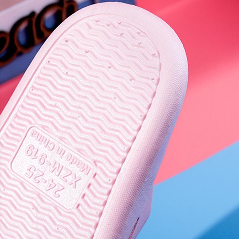 Детские тапочки из ПВХ с милым мультяшным медведем, домашняя обувь для малышей, нескользящие летние пляжные шлепанцы с мягкой подошвой, повседневные детские тапочки