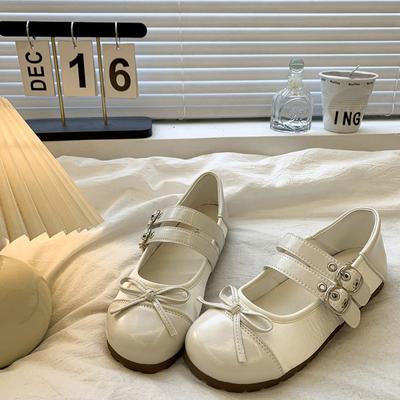 Серебристые французские туфли Мэри Джейн на плоской подошве, маленькие кожаные туфли для женского лета 2025 года, новый универсальный нишевый дизайн с юбкой, одинарные туфли