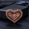 Fashion Hot-selling Hollow Love Brooch Temperament Elegant Alloy Diamond-encrusted Peach Heart Blazer Jewelry Corsage