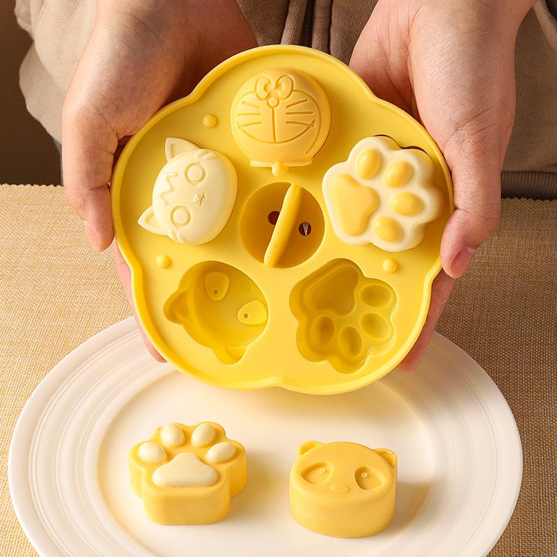 Cat's Paw Steam Cake Silicone Molds Cartoon Bear Ice Cube Silicone Mould Baby Complementary Food Silicone Mold Kitchen Accessory