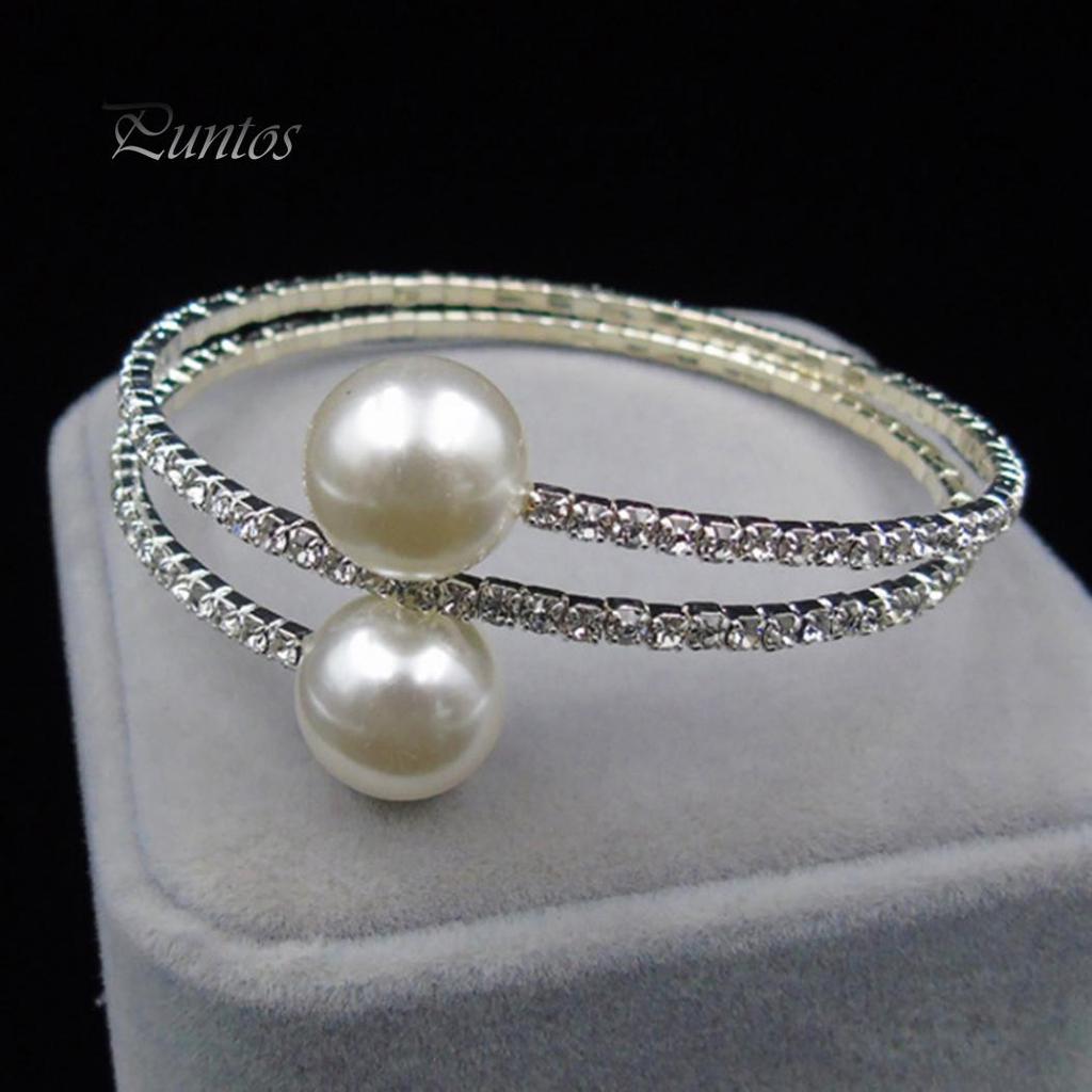 Женский брослет из горного хрусталя с имитацией жемчуга