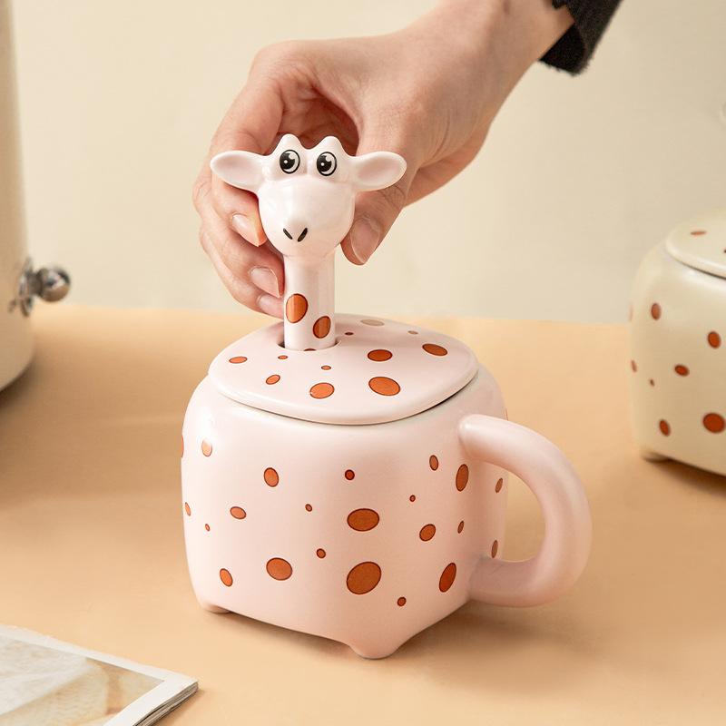 Милая чашка для девочки с крышкой и ложкой, чашка для воды, высокая керамическая чашка, подарок студенту, кружка для питьевой воды, мультяшная