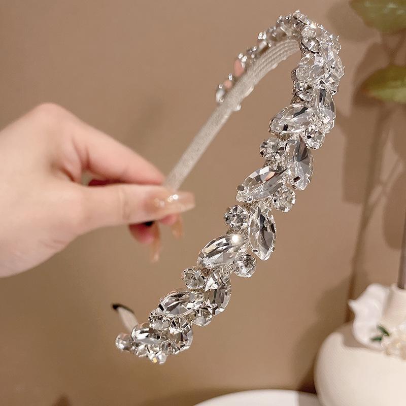Retro French Crystal women's hair band accessories Headband for Women Korean Edition Versatile hair bands Headbands for girls
