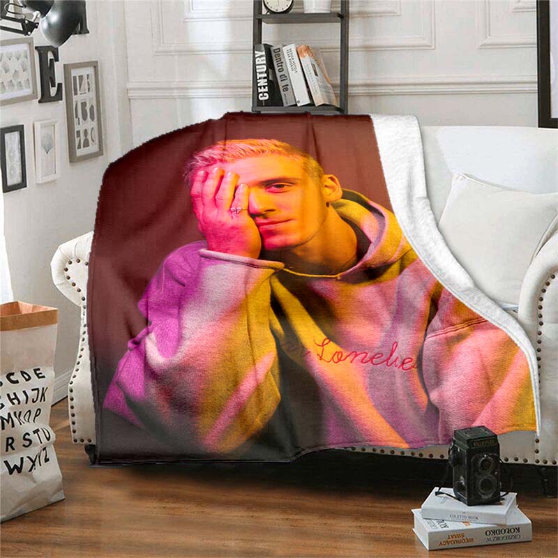 Customizable L-Lauv Singer Soft Flannel Blanket, Warm and Comfortable, Suitable for Picnics, Beds, Sofas, and Home Bedrooms.