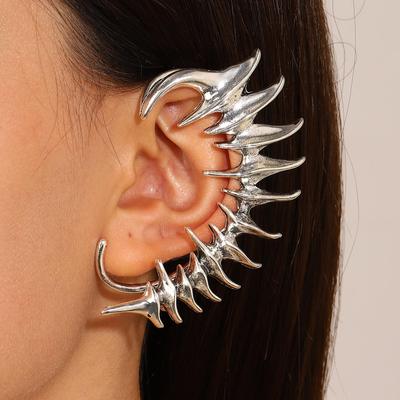 Уникальный дизайн Thorn Spine Skeleton механический стиль инопланетные металлические серьги-клипсы для женщин