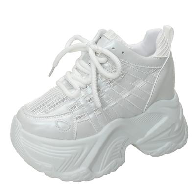 Женская обувь – Кроссовки