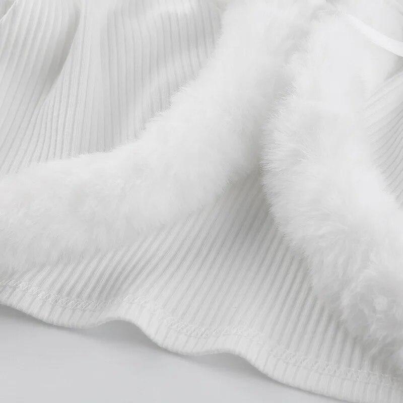 Белая укороченная футболка с длинными рукавами и разрезом в рубчик на шнуровке, осенняя сексуальная повседневная футболка с v-образным вырезом, женская футболка с перьями