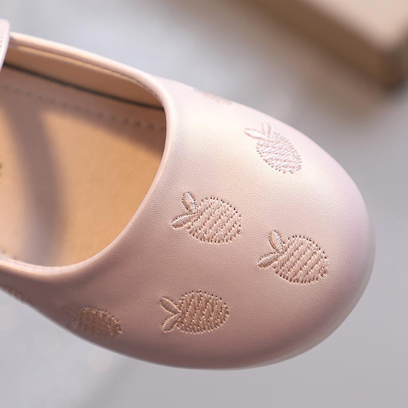 Детские туфли Мэри Джейн для девочек, вышивка, застежка-липучка, круглый носок, новинка 2024, мягкие, простые, на платформе, повседневные, дропшиппинг, детская обувь