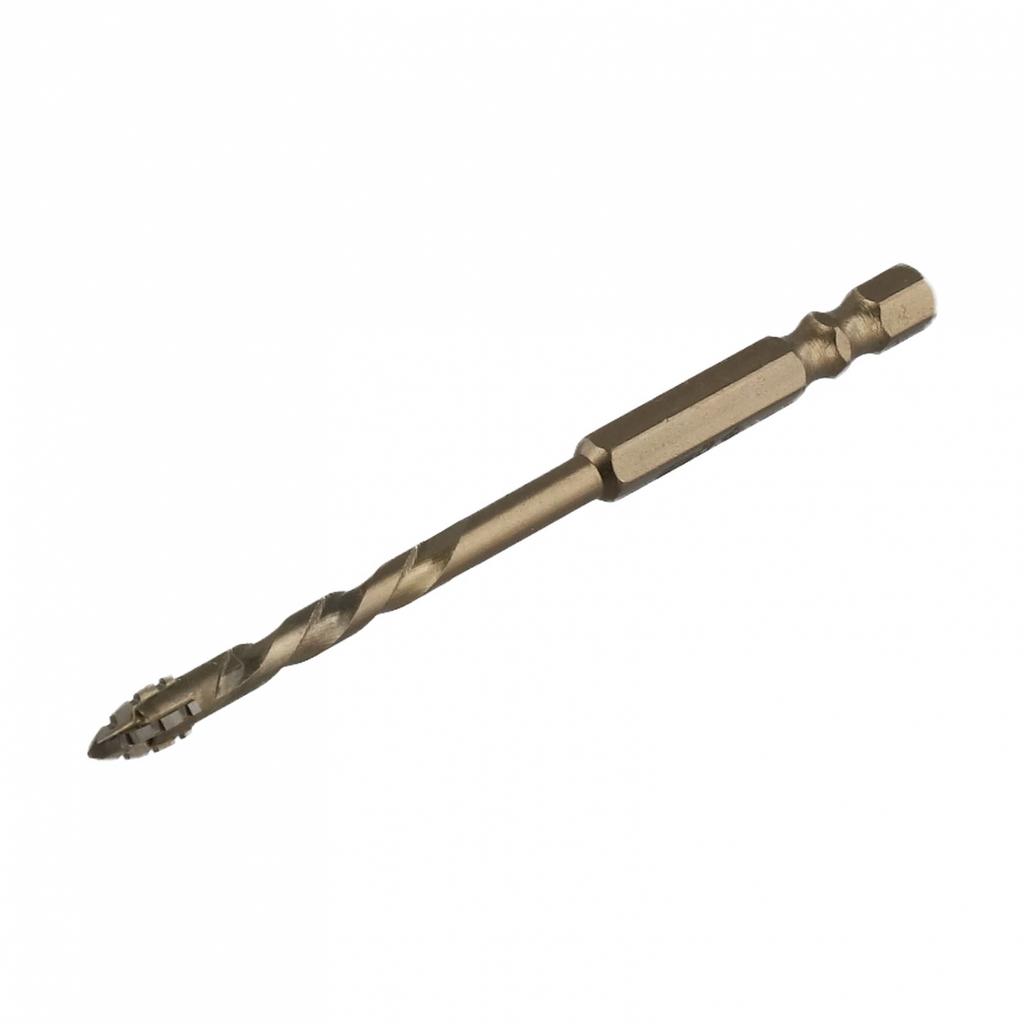 Треугольные биты из вольфрамовой стали обеспечивают стабильность при сверлении твердых поверхностей