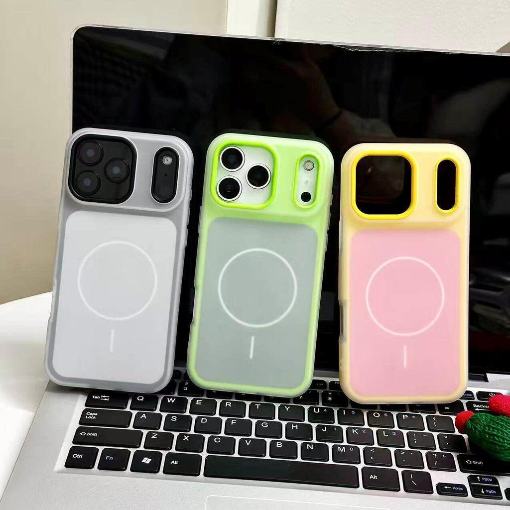 Двухцветный магнитный гелевый чехол iPhone 17 Pro Max для модели Apple 16