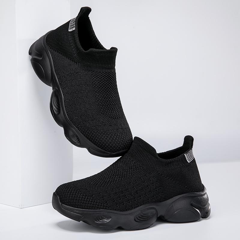 2025 New Children's Breathable Socks Youth Mesh Sports Shoes Student Ultra Light Flat Shoes Breathable Solid Color Casual Shoes