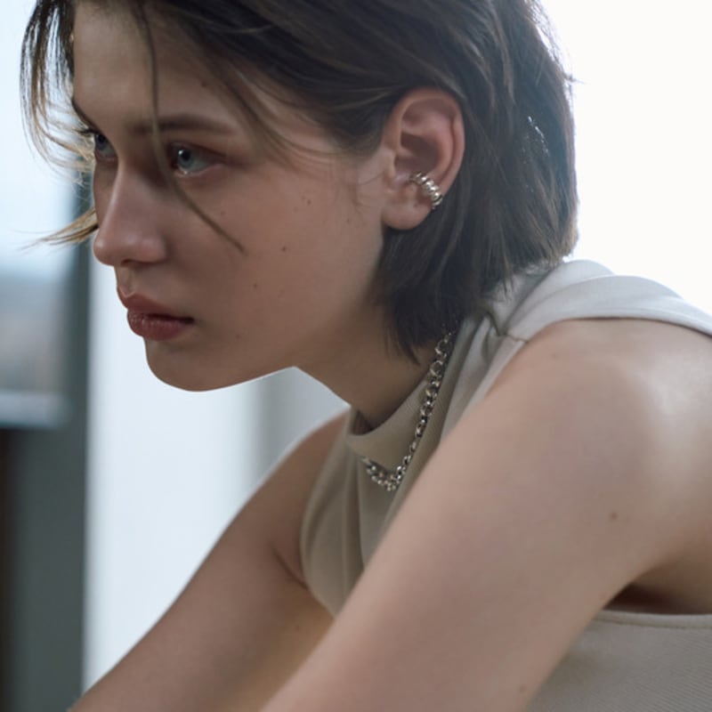 Ma.mo Ribbed Ear Cuff