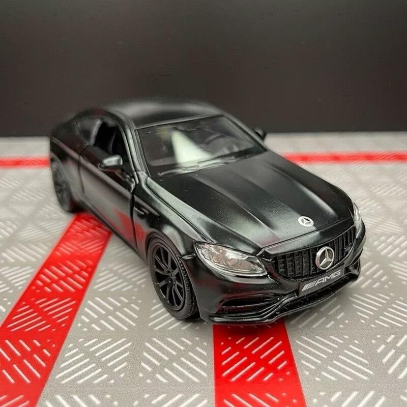 HXGR9 1:36 Модель Спортивного Автомобиля Mercedes-Benz C63S Coupe из Литого Металла Коллекция Моделей Машин Гонночные Машины Игрушка для Детей Подарок