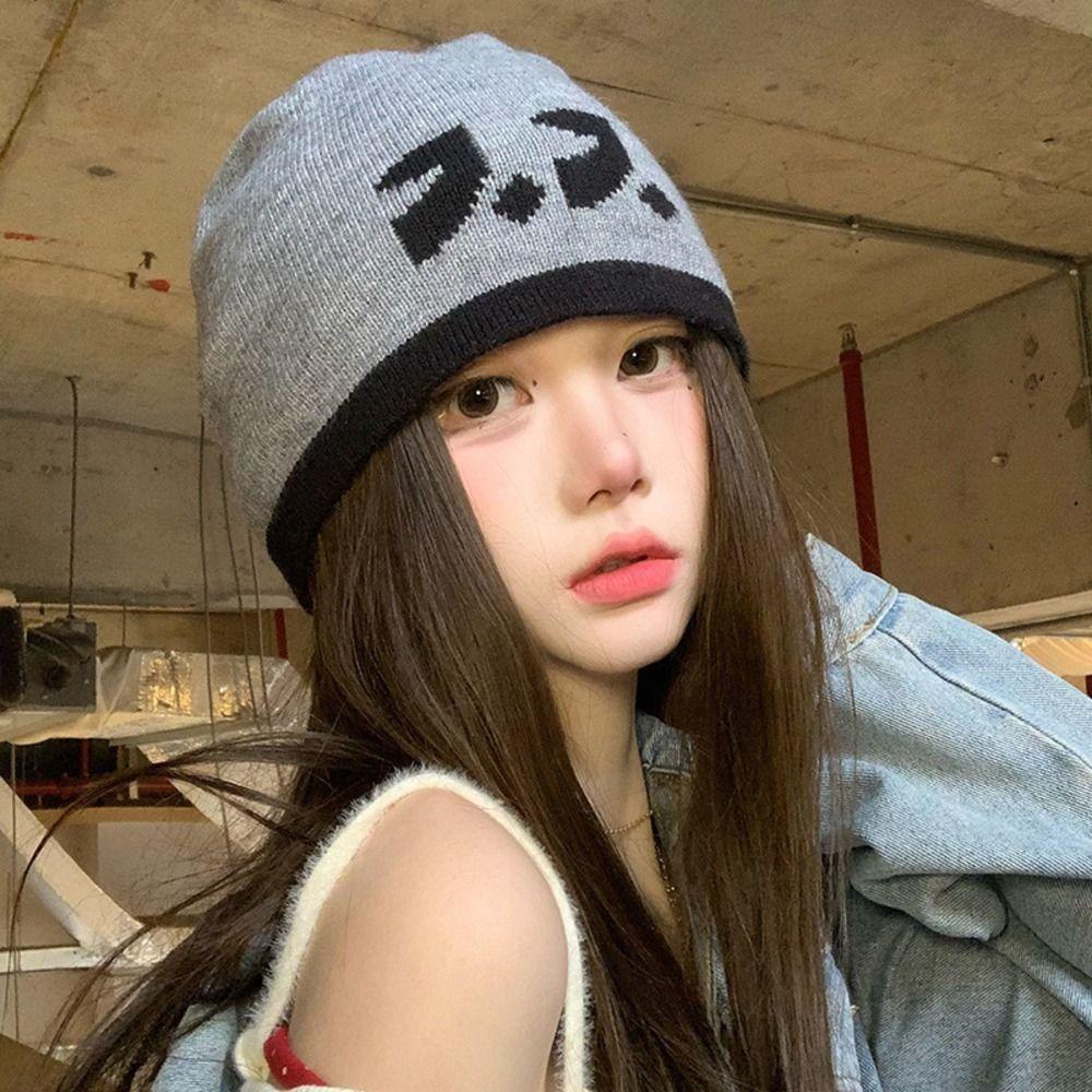 Warm Fall Winter Skull Cap Cartoon Face Design Streetwear Beanie Casual Knitted Beanie Hat Women