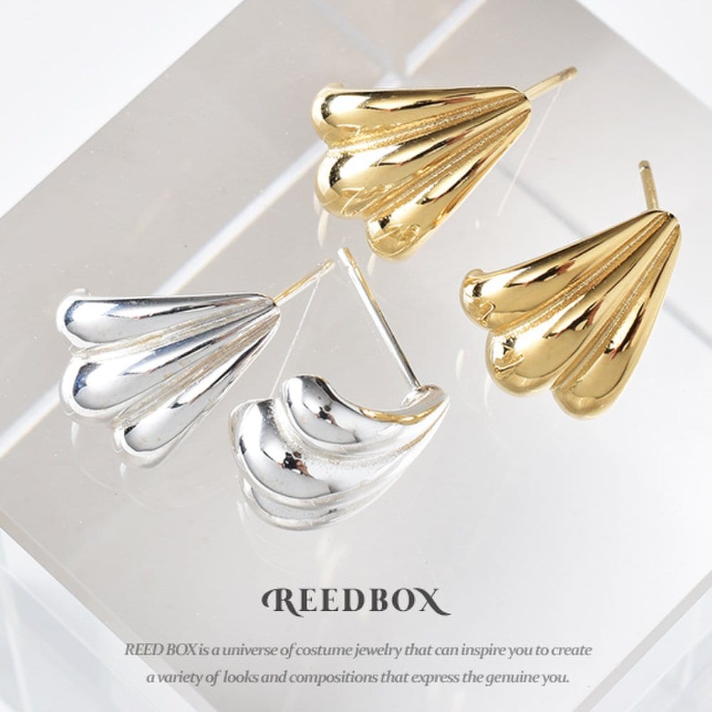 925 Silver Blooming Bloom Shell Earrings