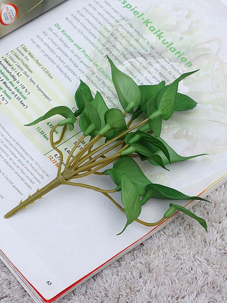 5Pcs Artificial Copper Coin Grass Artificial Plants Fake Green Plant for Home Party Office Table Decor Desktop Plants Bonsai