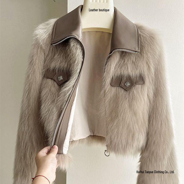 Женская короткая шуба из искусственного меха лисы 2025: Отложной воротник, длинный рукав, утолщенный, корейский стиль, мода для осени и зимы.