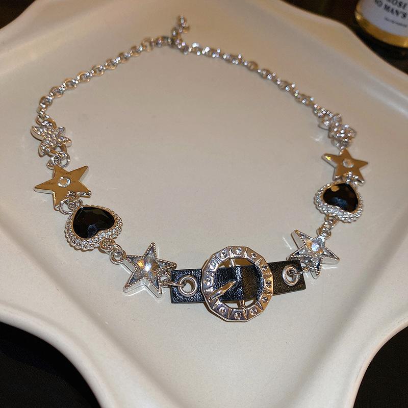 Винтажное ожерелье-чокер со звездой и сердцем для женщин, модное ожерелье-чокер со стразами, Y2K цепочка для ключицы, аксессуары, подарок