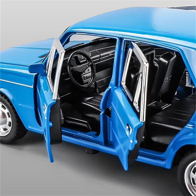 1/24  Classic Car Alloy Car Model Diecast Metal Toy Police Vehicles Car Model High Simulation Collection Childrens Gift