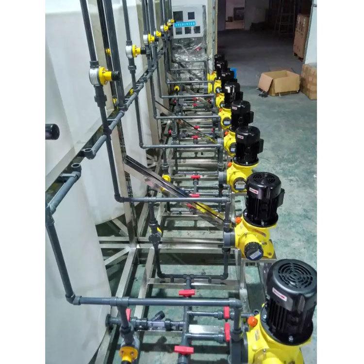 LMI Milton Roy GM0400 High Flow Sewage Dosing Pump with PVC Diaphragm Head