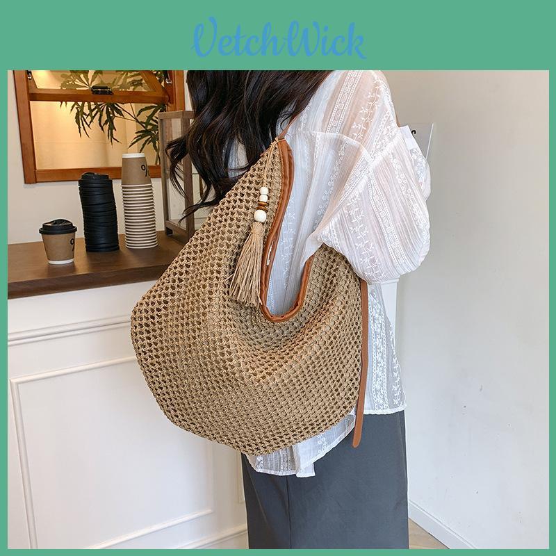 Minimalist Woven Straw Bag With Soft Structure And Inner Phone Pocket For Travel