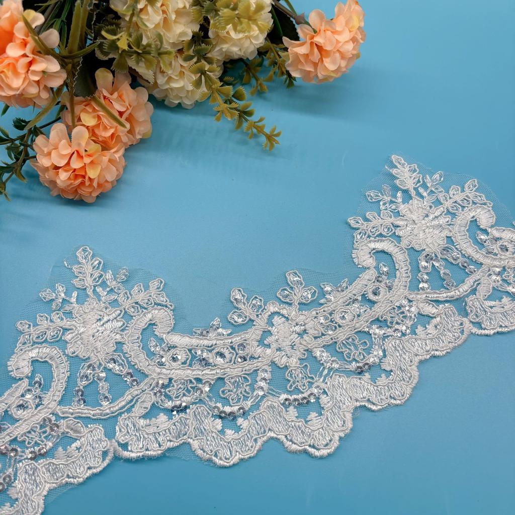 Car Bone Lace Embroidery Barcode Beads Lace Children'S Wedding Dress Bridal Headdress Jewelry Diy Lace Fabric
