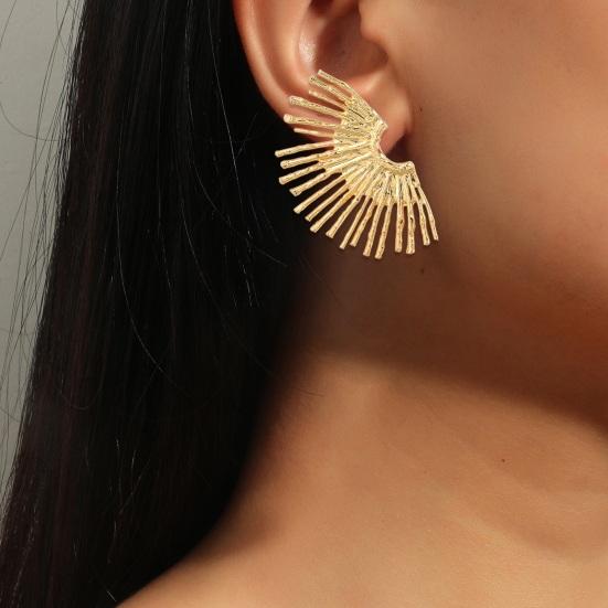 1 пара женских ушей, полые в форме цветка, серьги-гвоздики из нержавеющей стали с гальваническим покрытием, противоскользящие, легкие