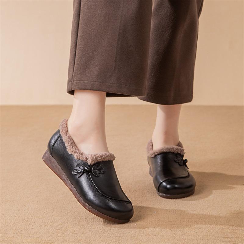 Мамины туфли осень и зима новые хлопковые туфли средней и мягкой подошвы женские удобные на плоской подошве кожаные теплые для улицы Мао Мао одинарные туфли