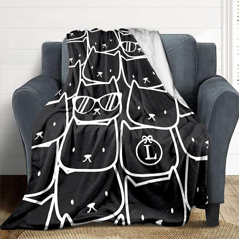 1pc Cat Face Blanket Warm, Cozy, And Soft, Suitable for Sofas, Beds, Cars, And Office Use.Perfect for Camping And Travel, Making It a Great Gift for A