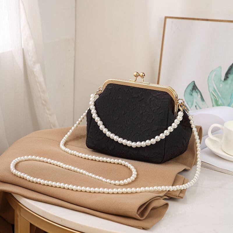 Pearl bag summer portable shell bag mini new Chinese style bag chain bag 2026 beaded messenger women's bag