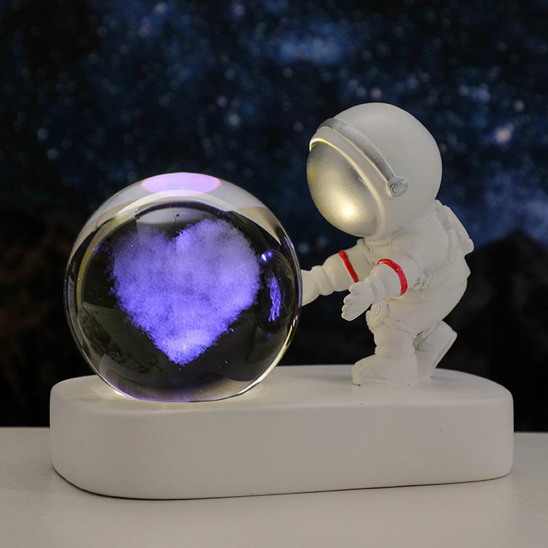 Cross-Border Astronaut Night Light: Starry Sky Crystal Ball with Luminous Base - Perfect Holiday Souvenir and Desktop Ornament.