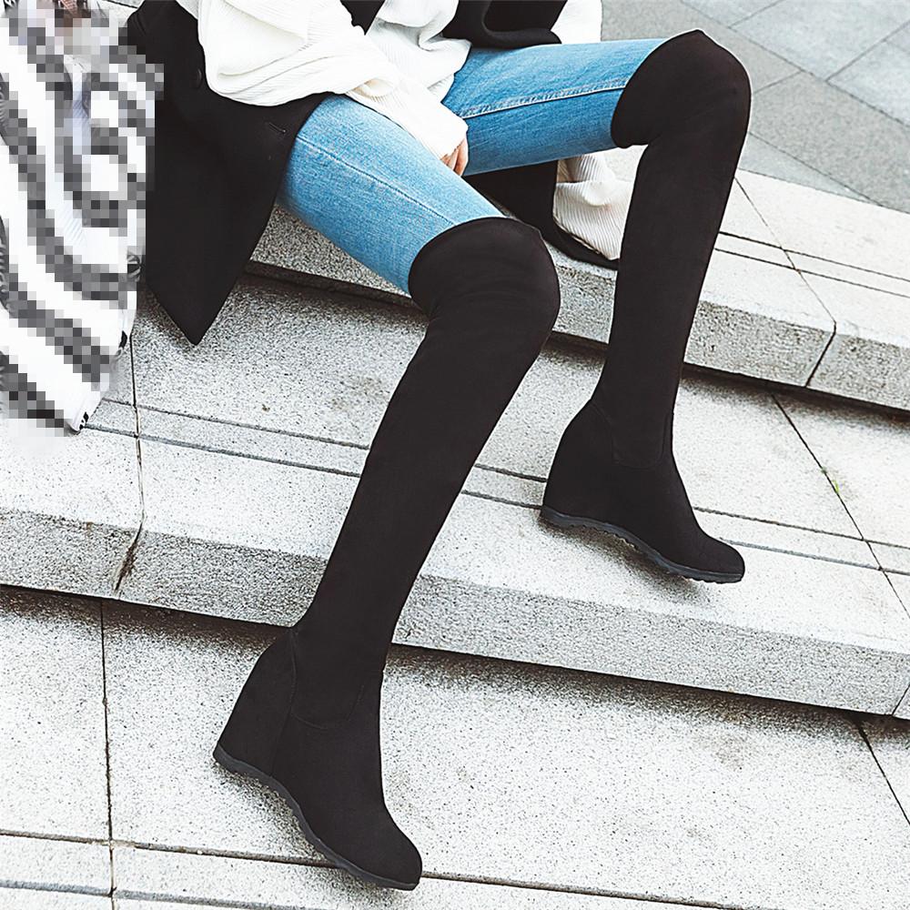 Модные женские ботфорты выше колена, каблуки, увеличивающие рост, облегающие длинные сапоги, черные, коричневые, винно-красные, флоковые, женская зимняя обувь, большие размеры 33-44